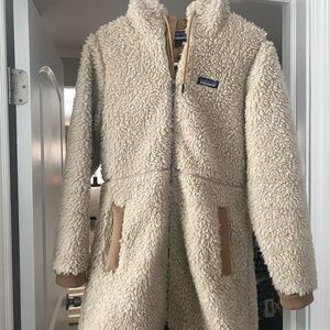 Patagonia Dusty Mesa Parka - Cream with Tan accents - Women’s Small